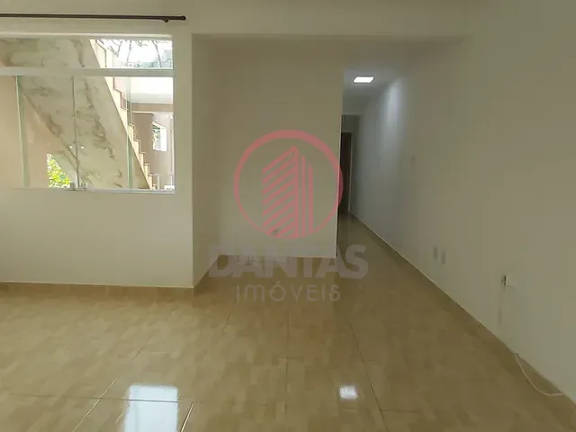 Casa com 50m² 2 quartos e 1 banheiro, para alugar, no bairro Umuarama em Osasco