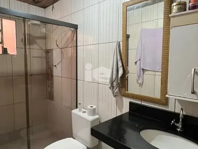 Casa com 180m² 3 quartos e 2 banheiros, à venda, no bairro Jardim Monte Carlo em Rolândia