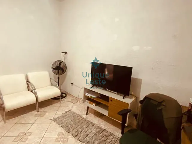 Casa 1 quarto e 1 banheiro, à venda, no bairro Conjunto Taquaril em Belo Horizonte
