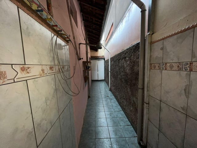 Casa com 250m², à venda, no bairro Parque Valença I em Campinas