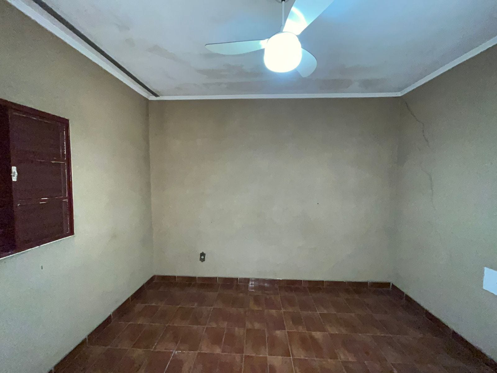Casa, 1 quarto, 250 m² - Foto 2