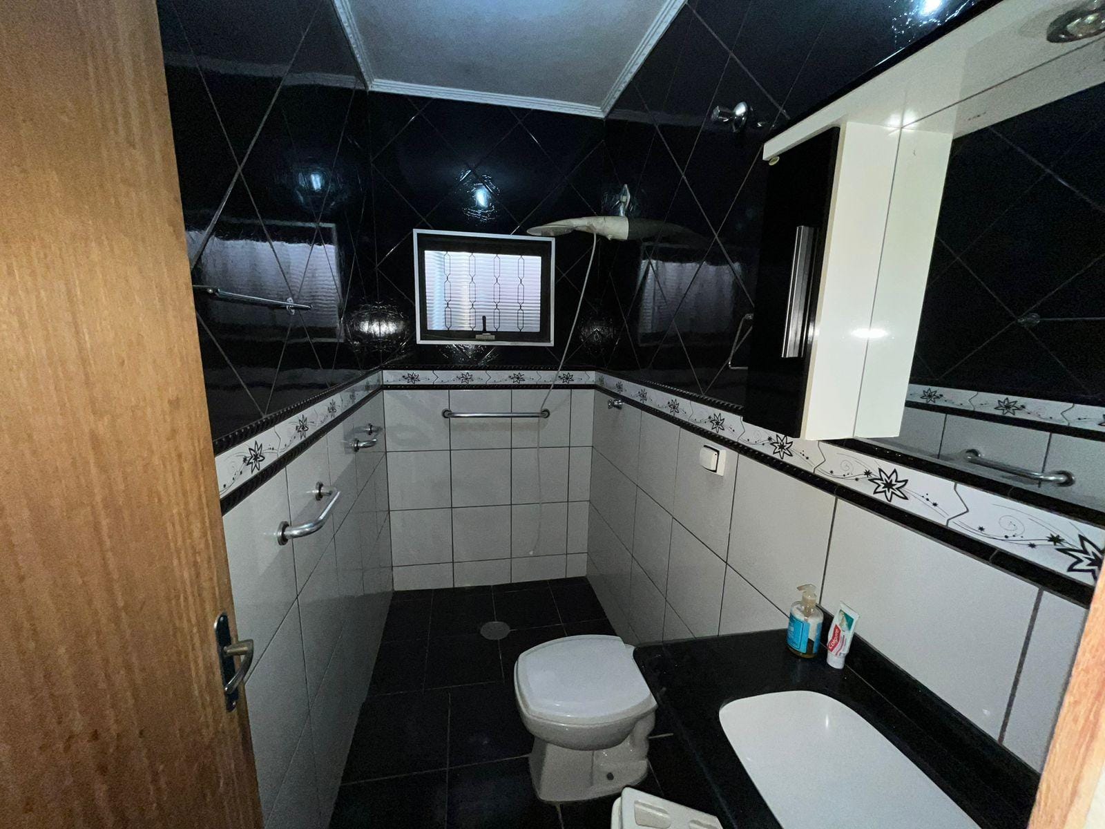 Casa, 1 quarto, 250 m² - Foto 12