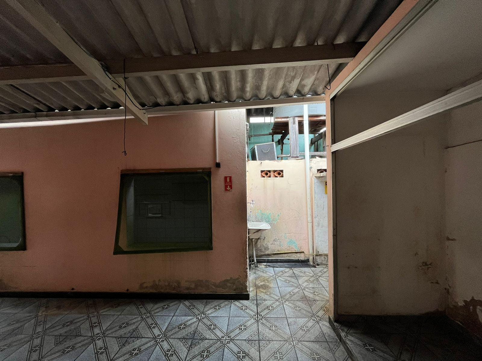 Casa, 1 quarto, 250 m² - Foto 22