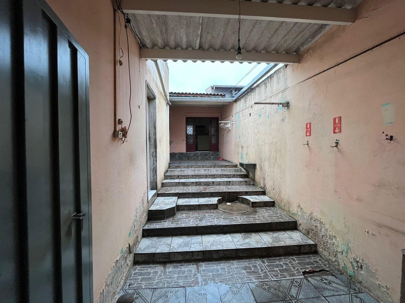 Casa, 1 quarto, 250 m² - Foto 28