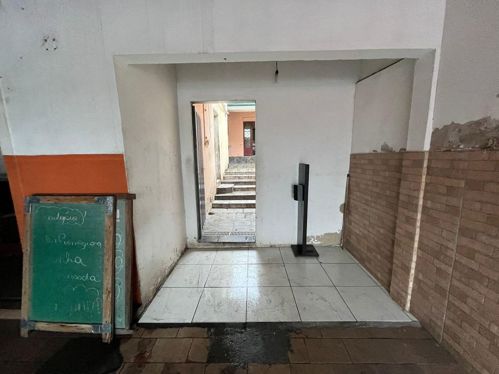 Casa, 1 quarto, 250 m² - Foto 37