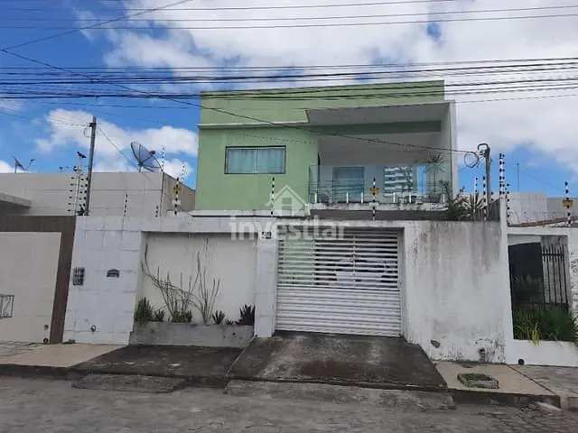 Casa com 203m² 3 quartos e 3 banheiros, à venda, no bairro José Pinheiro em Campina Grande