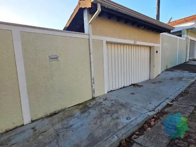 Casa com 250m² 3 quartos e 1 banheiro, à venda, no bairro Nossa Senhora do Monte Serrat em Salto