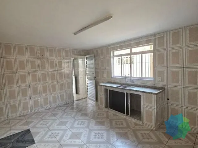 Casa com 250m² 3 quartos e 1 banheiro, à venda, no bairro Nossa Senhora do Monte Serrat em Salto