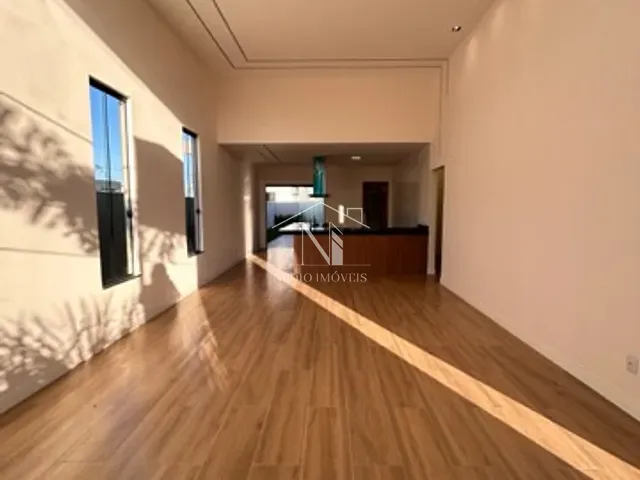 Casa com 360m² 3 quartos e 2 banheiros, à venda, no bairro Cajueiros (Itaipuaçu) em Maricá