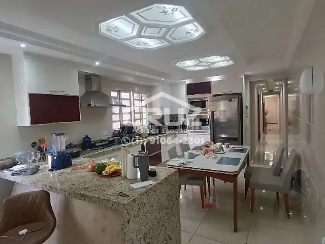 Casa com 300m² 2 quartos e 1 banheiro, para alugar, no bairro Laranjeiras em Caieiras