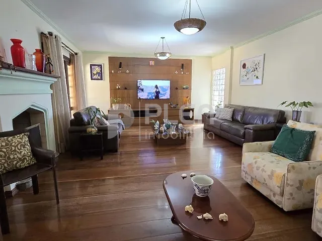 Casa com 1358m² 5 quartos e 6 banheiros, à venda, no bairro Barreiro em Mairiporã