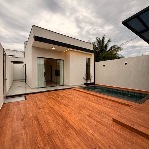 Casa com 130m² 2 quartos e 2 banheiros, à venda, no bairro Guriri em Cabo Frio