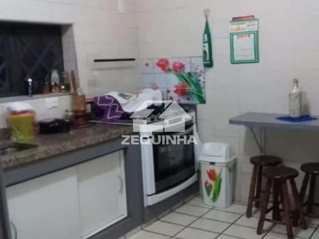Casa com 155m² 3 quartos e 2 banheiros, à venda, no bairro Jardim das Flores em Osasco