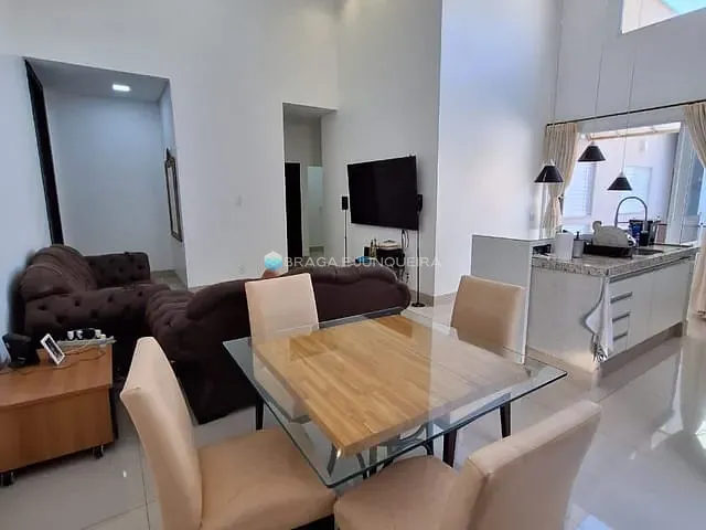 Casa com 273m² 3 quartos e 5 banheiros, à venda, no bairro Jardim Yolanda em São José do Rio Preto