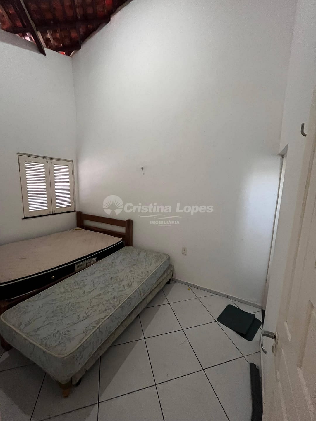 Casa à venda com 3 quartos, 10m² - Foto 9