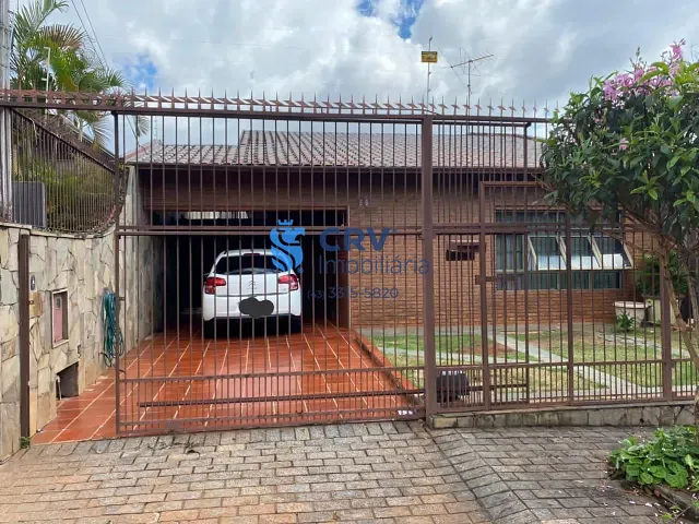 Casa com 286m² 3 quartos e 4 banheiros, à venda ou para alugar, no bairro Santa Rosa em Londrina