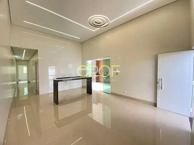 Casa com 240m² 3 quartos e 2 banheiros, à venda, no bairro Parque da Colina II em Formosa