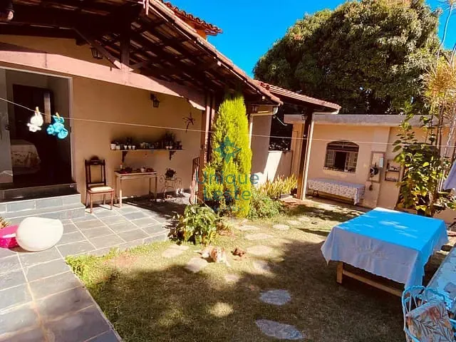 Casa 5 quartos e 4 banheiros, à venda, no bairro Cachoeirinha em Belo Horizonte