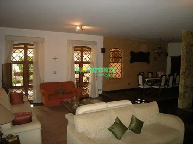 Casa com 540m² 7 quartos e 6 banheiros, à venda, no bairro Jardim Esplanada II em São José dos Campos