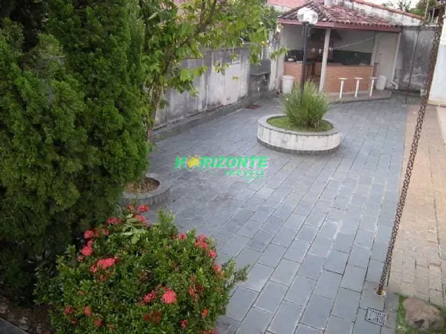 Casa com 540m² 7 quartos e 6 banheiros, à venda, no bairro Jardim Esplanada II em São José dos Campos