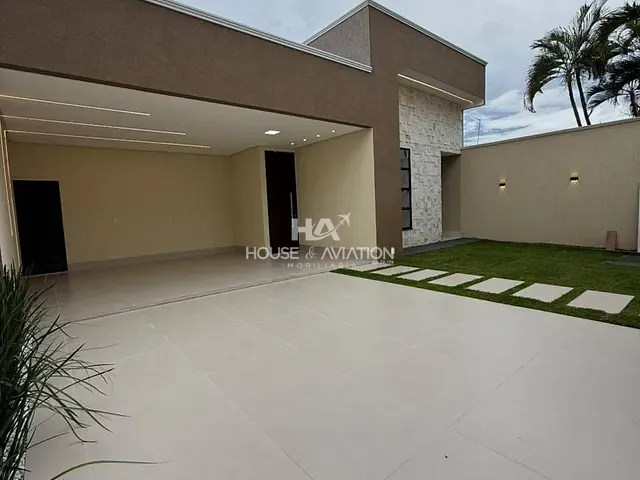 Casa com 385m² 4 quartos e 5 banheiros, à venda, no bairro Ilda em Aparecida de Goiânia