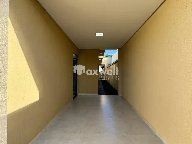 Casa com 180m² 3 quartos e 2 banheiros, à venda, no bairro Garavelo Residencial Park em Aparecida de Goiânia