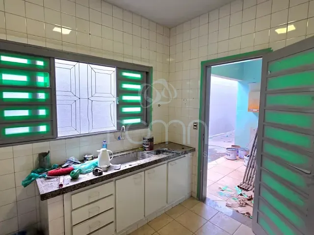 Casa 3 quartos e 2 banheiros, à venda, no bairro Vila Cristina em São José do Rio Preto