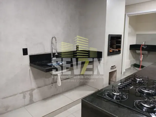 Casa com 200m² 2 quartos e 3 banheiros, para alugar, no bairro Núcleo Habitacional Nobuji Nagasawa em Bauru