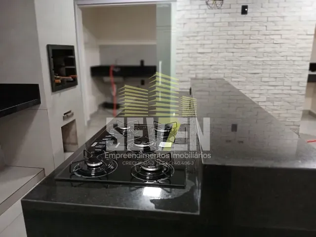 Casa com 200m² 2 quartos e 3 banheiros, para alugar, no bairro Núcleo Habitacional Nobuji Nagasawa em Bauru