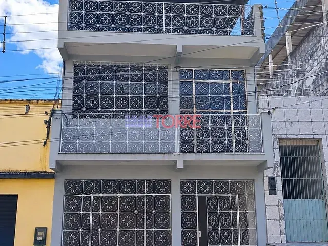 Casa 4 quartos e 3 banheiros, à venda, no bairro Nossa Senhora da Conceição em Itabuna