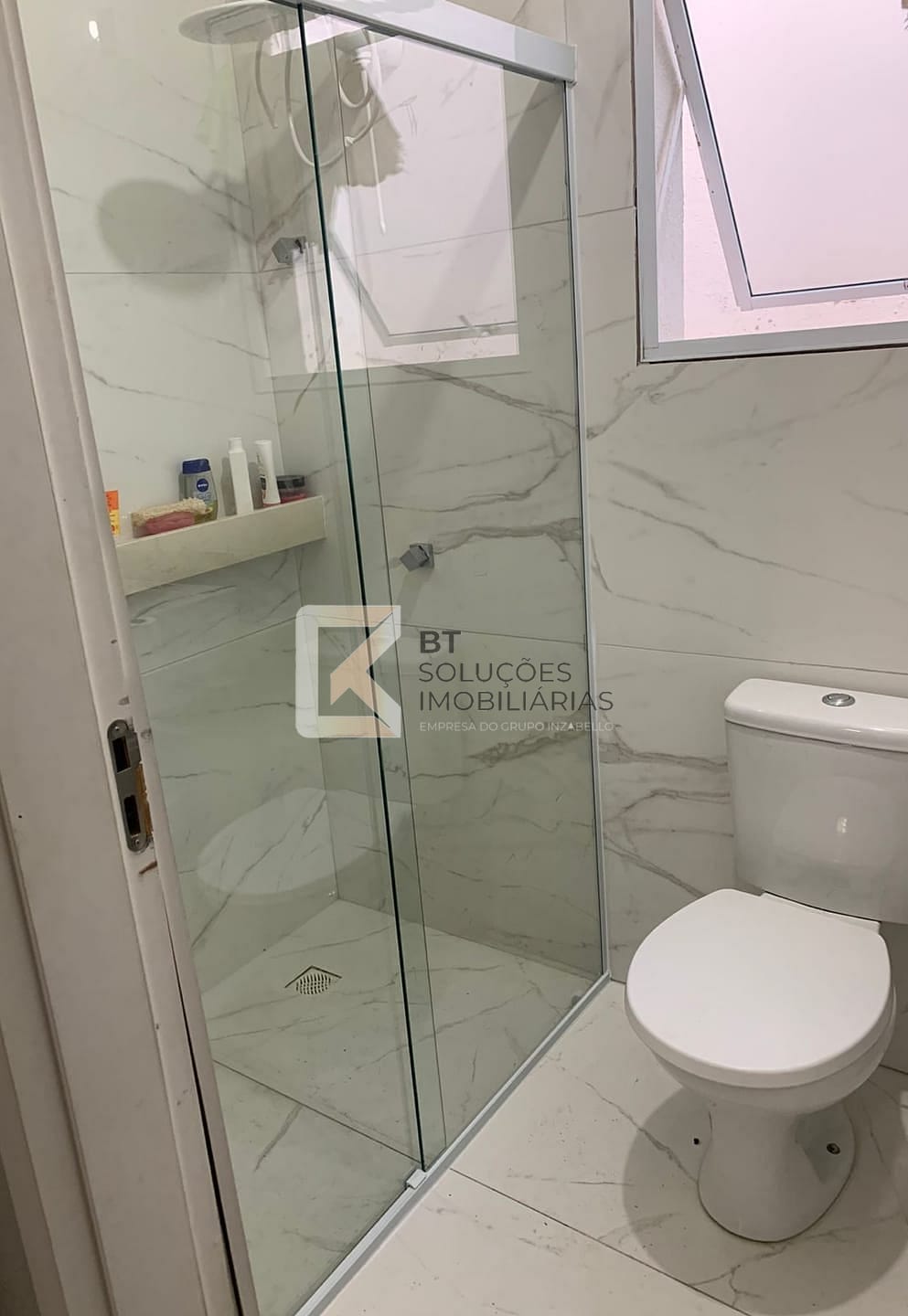 Casa à venda com 2 quartos, 70m² - Foto 15