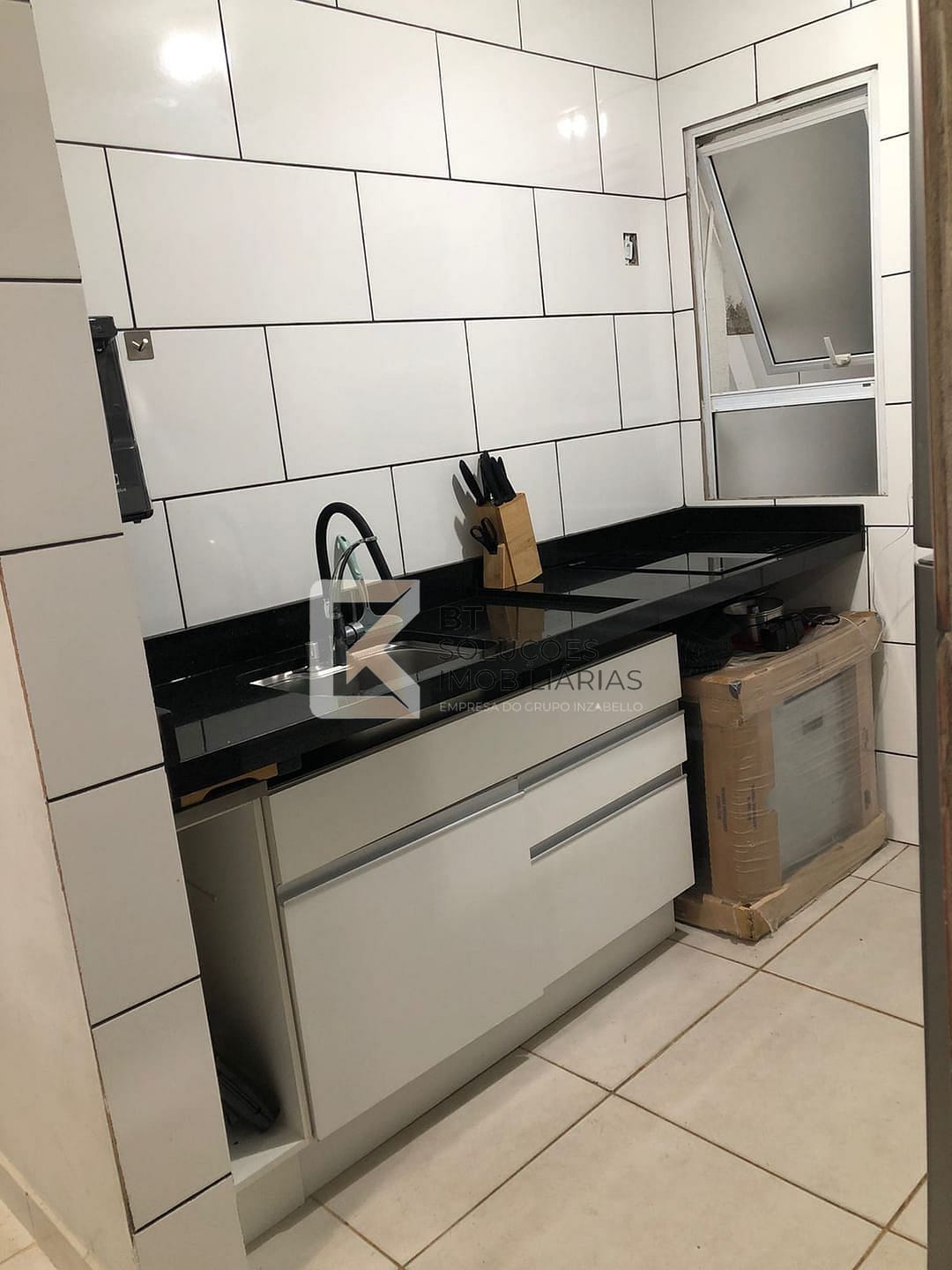 Casa à venda com 2 quartos, 70m² - Foto 6