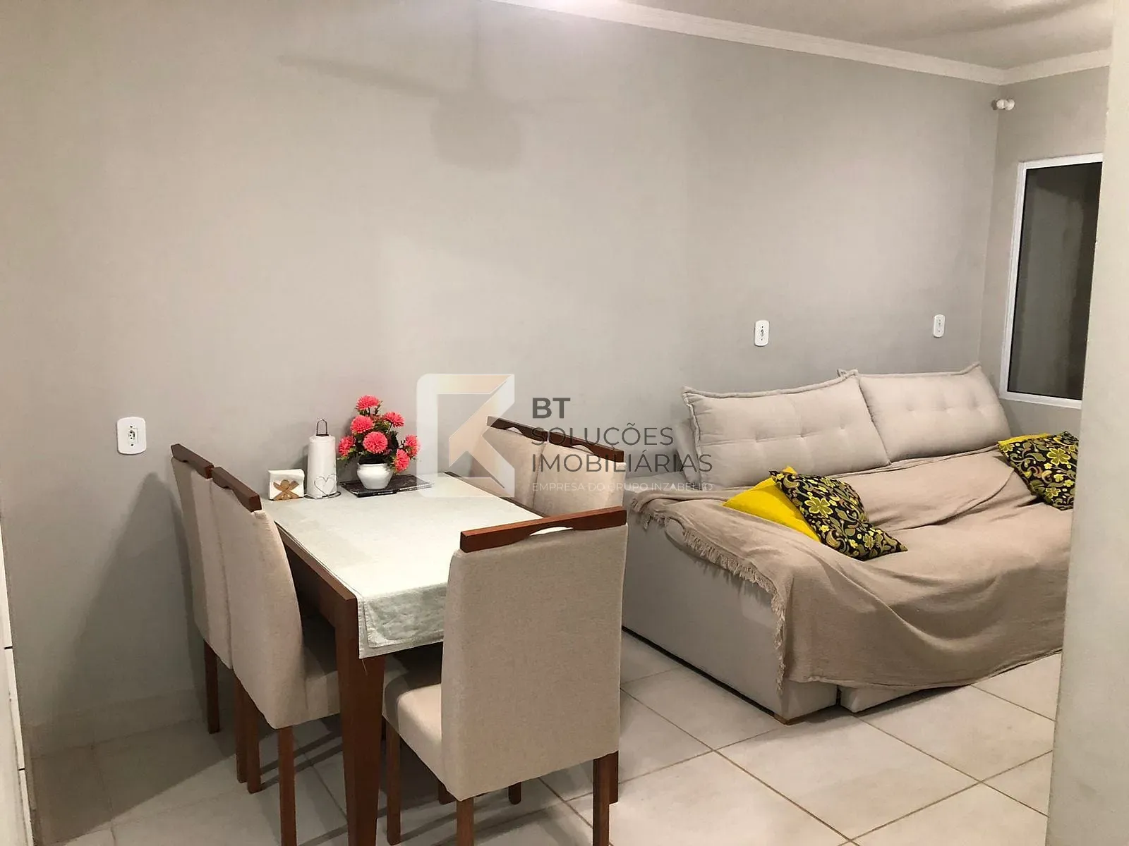 Casa, 2 quartos, 70 m² - Foto 1