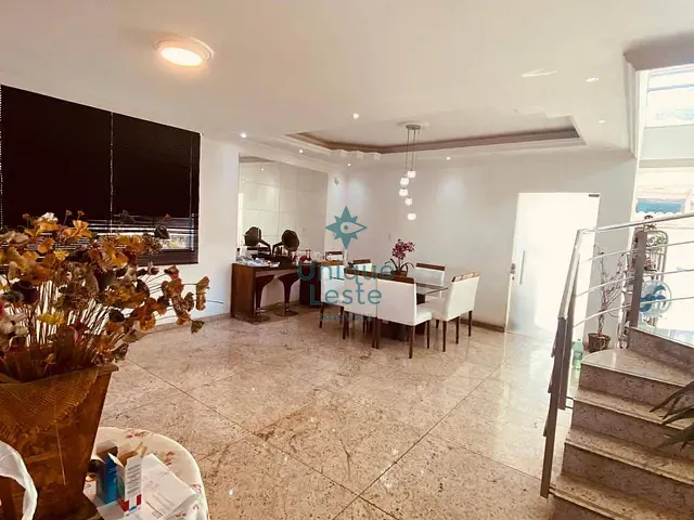 Casa 4 quartos e 4 banheiros, à venda, no bairro Padre Eustáquio em Belo Horizonte