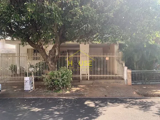 Casa com 200m² 3 quartos e 1 banheiro, à venda, no bairro Jardim Eldorado em Votuporanga
