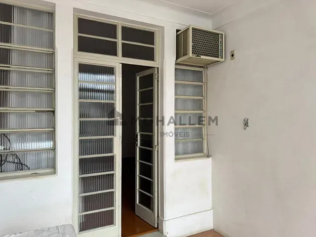 Casa 5 quartos e 2 banheiros, à venda, no bairro Centro em Itajubá