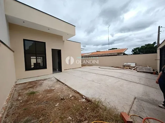 Casa com 300m² 2 quartos e 1 banheiro, à venda, no bairro Agostinho Del Alamo em Artur Nogueira