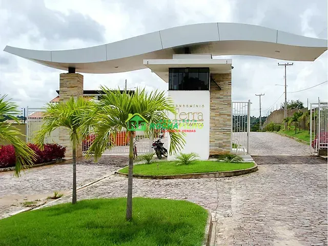 Casa com 861m² 5 quartos e 5 banheiros, à venda ou para alugar, no bairro São Cristóvão em Teresina