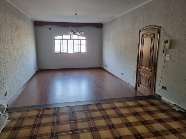 Casa com 217m² 4 quartos e 4 banheiros, à venda, no bairro Jardim Pinheiros em São Paulo