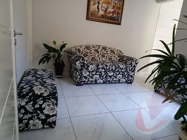 Casa com 120m² 2 quartos e 1 banheiro, à venda, no bairro Maracanã em Praia Grande