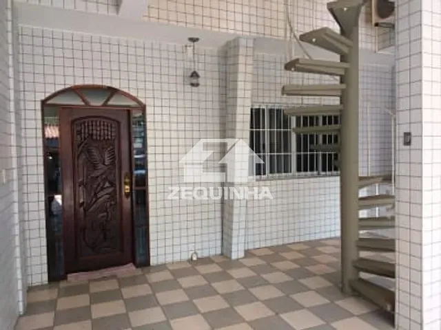 Casa com 164m² 3 quartos e 2 banheiros, à venda, no bairro Jardim Ype em Osasco