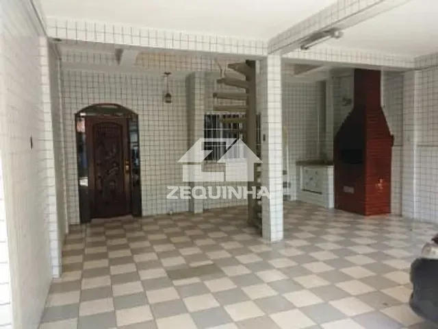 Casa com 164m² 3 quartos e 2 banheiros, à venda, no bairro Jardim Ype em Osasco
