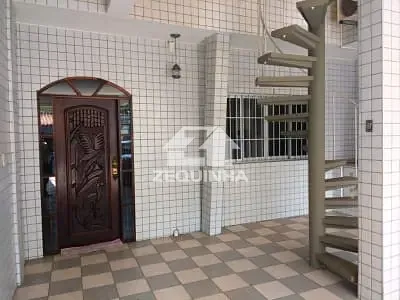 Casa, 3 quartos, 209 m² - Foto 3