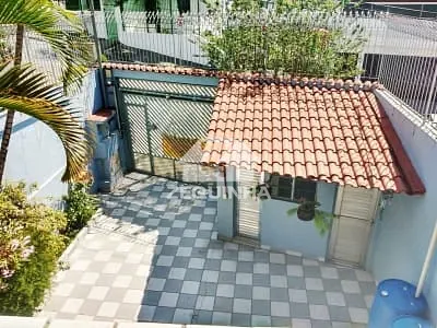 Casa, 3 quartos, 209 m² - Foto 1