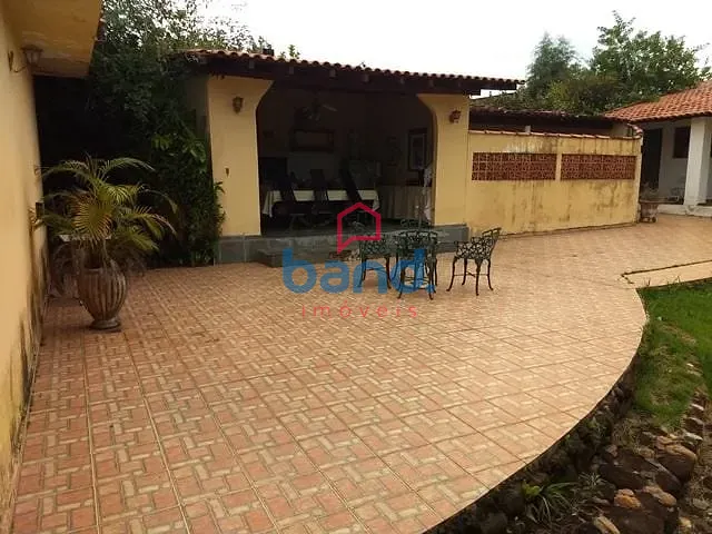 Casa com 1130m² 3 quartos e 2 banheiros, à venda, no bairro Jardim Bela Vista em Porto Feliz