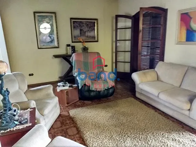 Casa com 1130m² 3 quartos e 2 banheiros, à venda, no bairro Jardim Bela Vista em Porto Feliz