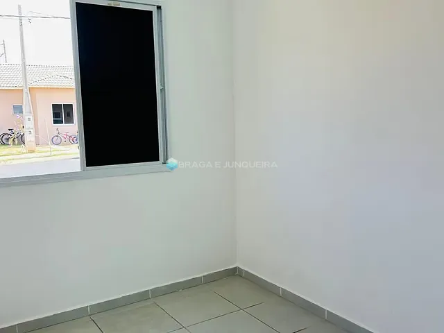 Casa com 100m² 2 quartos e 1 banheiro, à venda, no bairro Garden RNI em Bady Bassitt