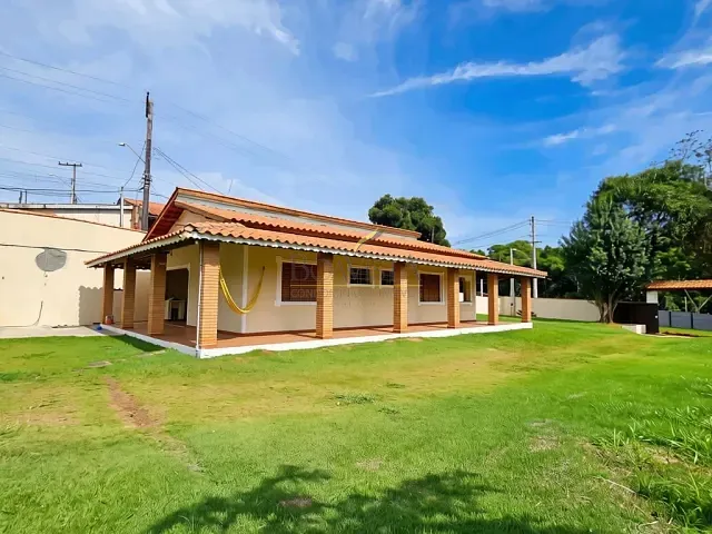 Chácara 2 quartos e 2 banheiros, à venda, no bairro São Brás (Batatuba) em Piracaia