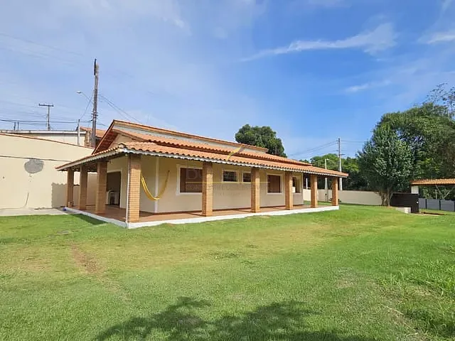 Chácara 2 quartos e 2 banheiros, à venda, no bairro São Brás (Batatuba) em Piracaia