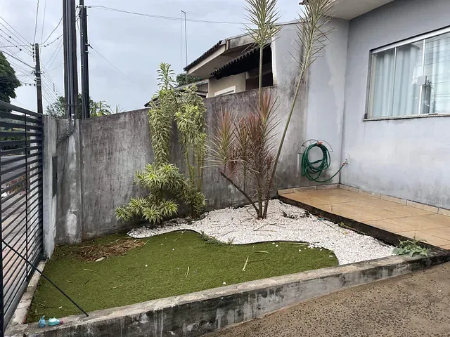 Casa 2 quartos e 2 banheiros, à venda, no bairro Vila Santa Helena em Apucarana
